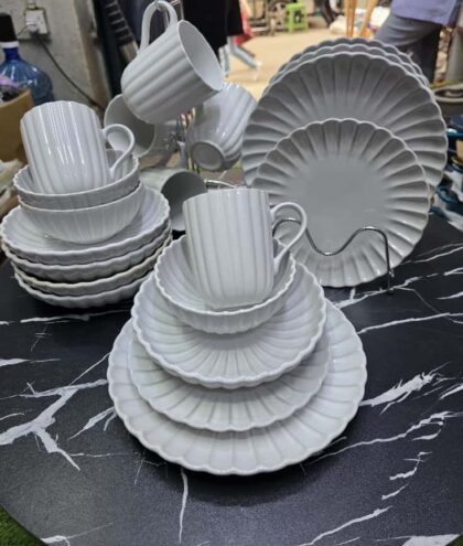 30pcs set European Scalloped Ceramic Porcelain Dinnerware